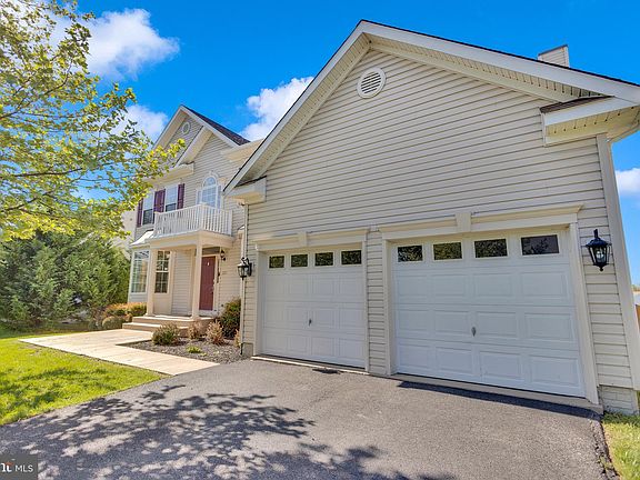2nd image of 222 Rebecca Dr