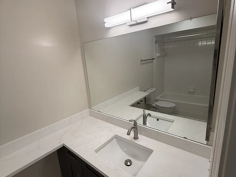 Franklin River Apartments — Photo 88