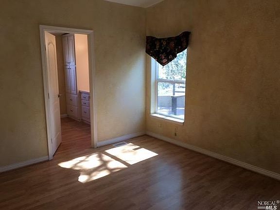 2nd image of 104 Claret Cir