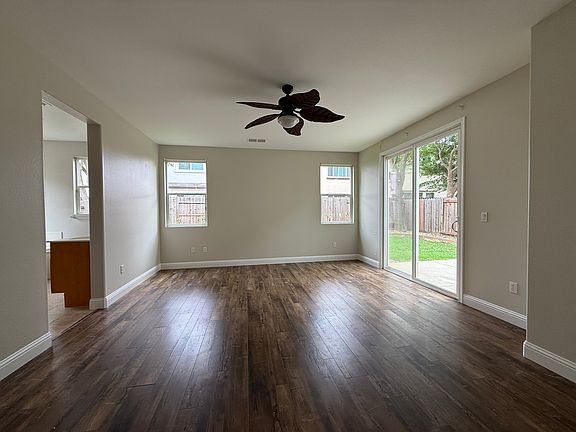 5th image of 4081 Aragon Way