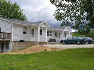 1756 Peacock Rd, Saint Clair, MO 63077