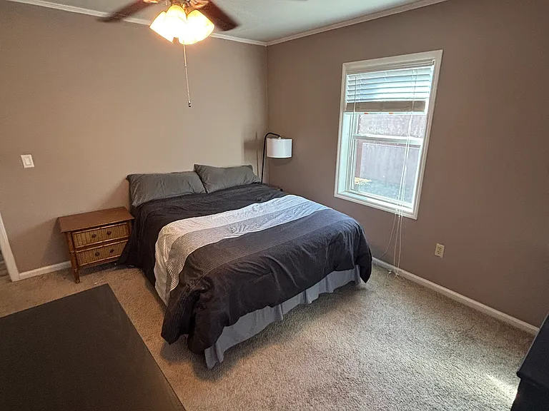 403 Madeline Dr — Photo 5