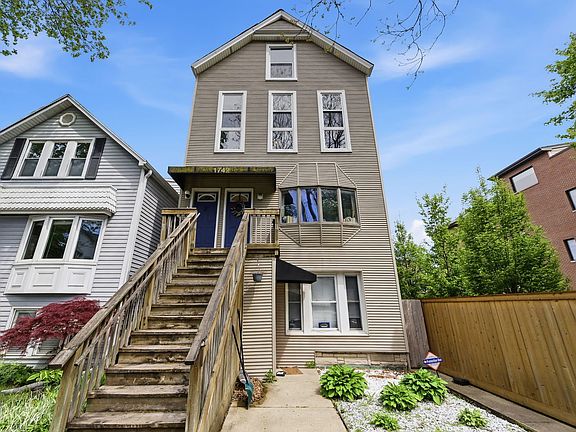 2nd image of 1742 W School St