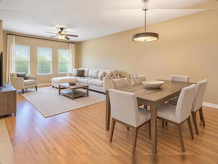 2 bed, 2.5 bath, 1290 sqft, $1,750 — Photo 4