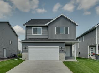2522 38th Ave S, Moorhead, MN 56560