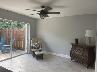 10643 Buttonwood Lake Dr, Boca Raton, FL 33498