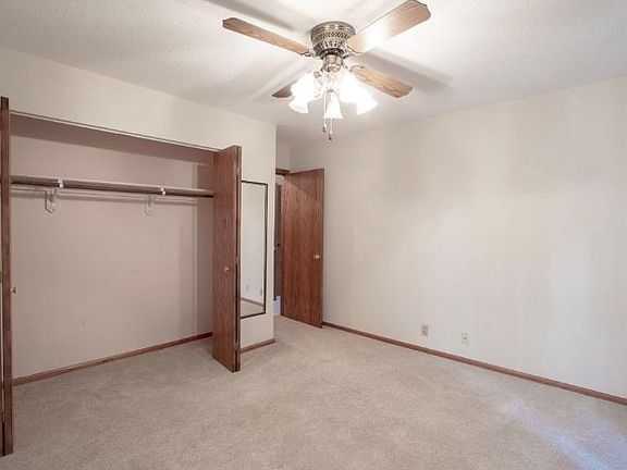 2nd image of 3308 Lupine Dr