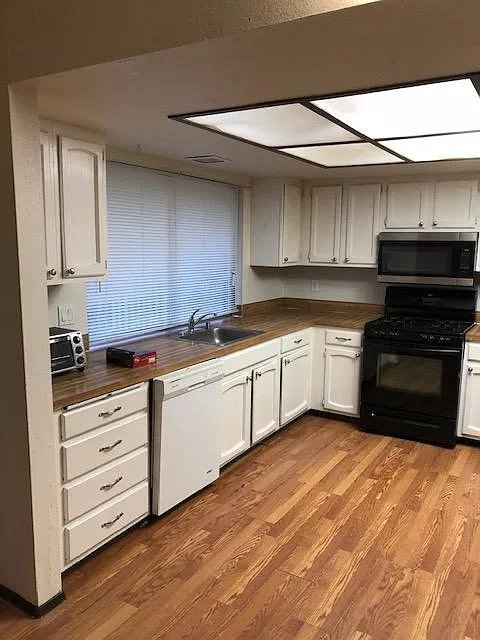 20695 NW Highland Ct — Photo 3