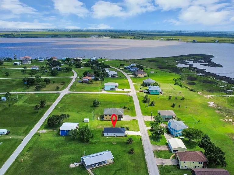 1105 W Bayshore Dr — Photo 10