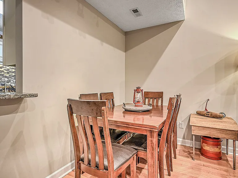 780 Hamilton Rd #F8 — Photo 23