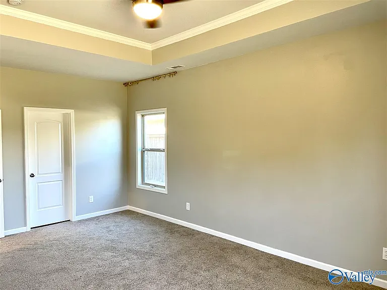 7305 Kendama Ct — Photo 20