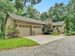 1527 Quail Dr, Goodview, VA 24095