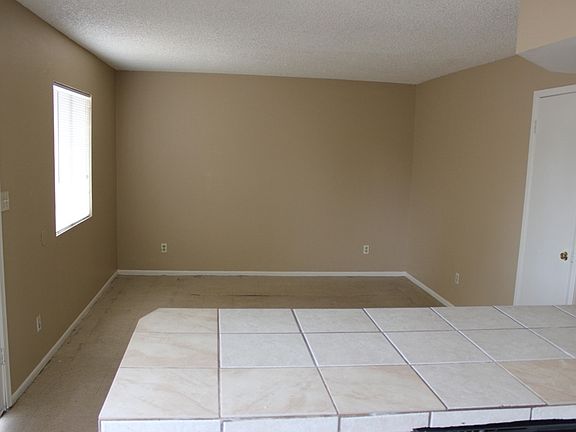 4th image of 5045 E Holly St APT 2