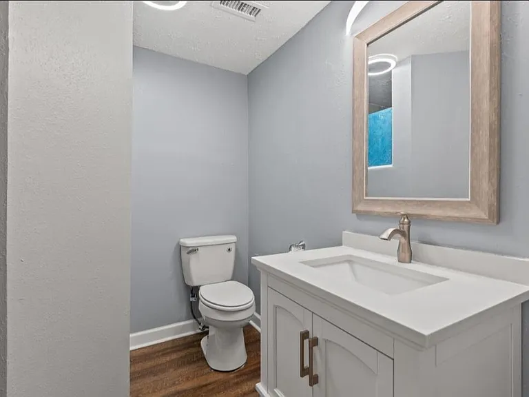 1353 Canonero Dr — Photo 9