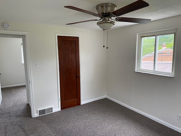 3rd image of 3548 Brinway Dr