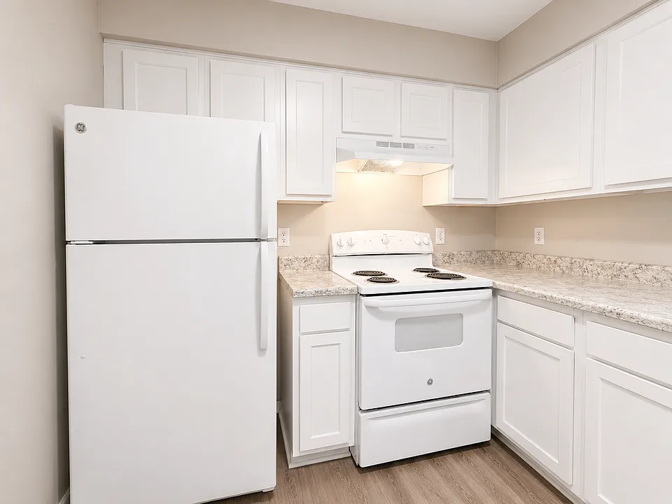 306 Spangler Dr #8