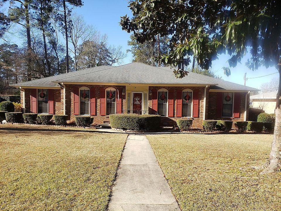 1st image of 2907 Westchester Dr