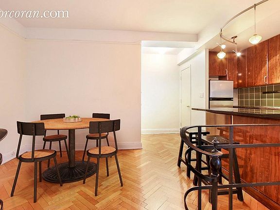3rd image of 160 Columbia Hts APT 4D