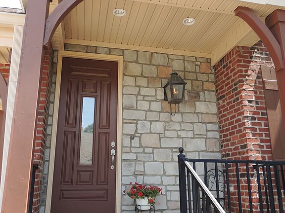 4th image of 134 Nickolas Cir