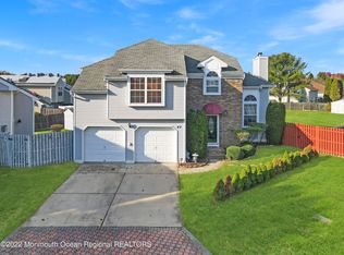 47 Kentucky Way, Freehold, NJ 07728