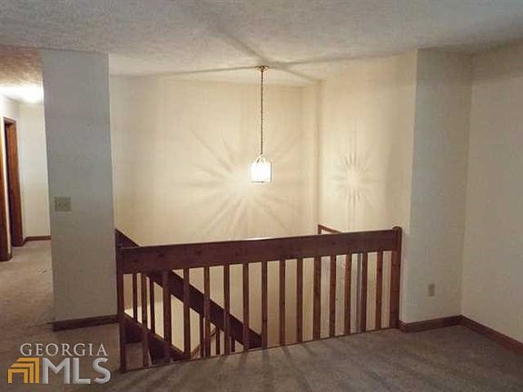 5th image of 2386 Hidden Ln