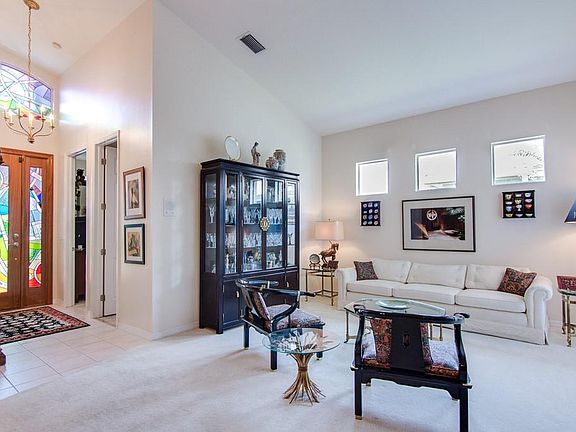 4th image of 4765 Pebble Brook Dr
