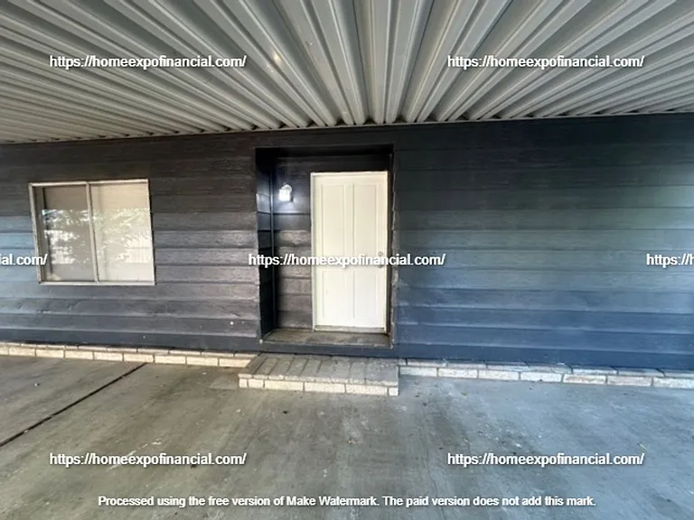 978 Bettina Way — Photo 3
