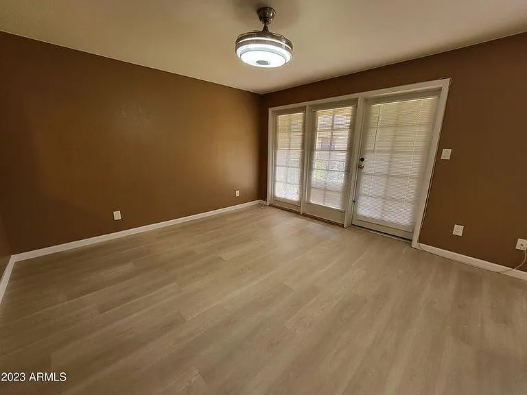 18811 N 19th Ave #2013 — Photo 4