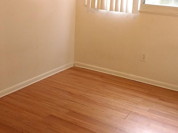 4th image of 116 McKinley Ave APT 1