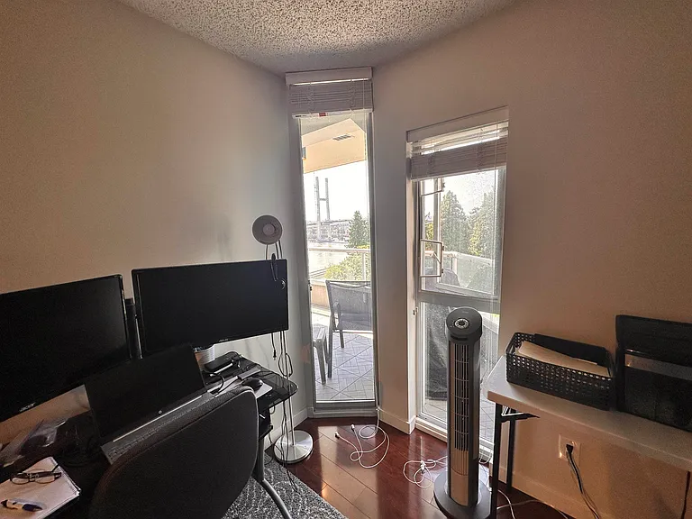 69 Jamieson Ct #1006 — Photo 32