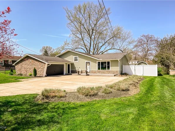 86 S Munroe Rd, Tallmadge, OH 44278