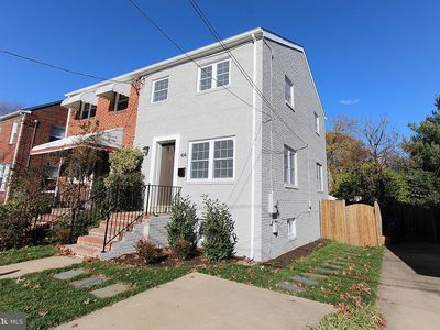 414 E Custis Ave, Alexandria, VA, 22301