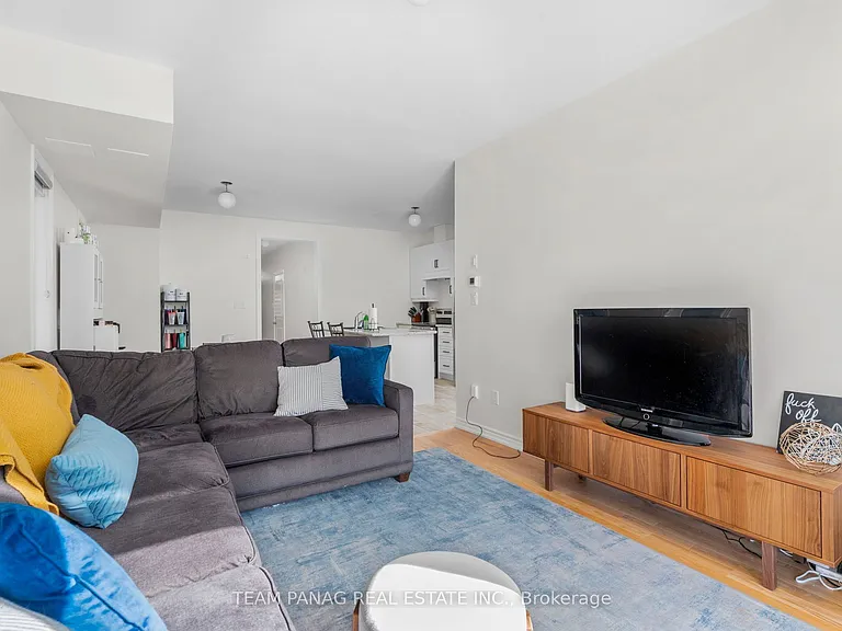 15 Valleybrook Rd — Photo 8