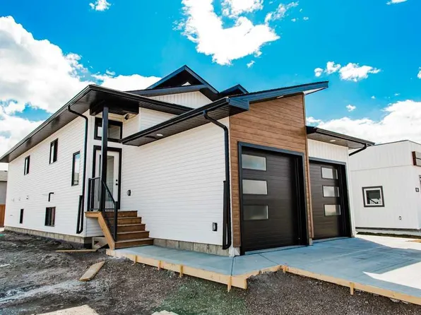 9505 N 114th Ave, Clairmont, AB T8X 0W7