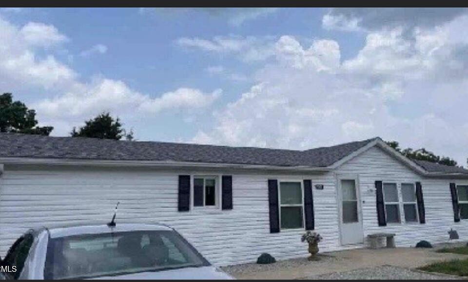 1st image of 11085 Sherry Dr