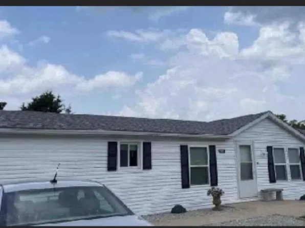 11085 Sherry Dr, Holts Summit, MO 65043