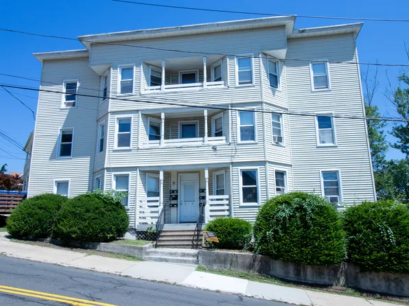 19-21 Perry Hill Rd #2L, Shelton, CT 06484