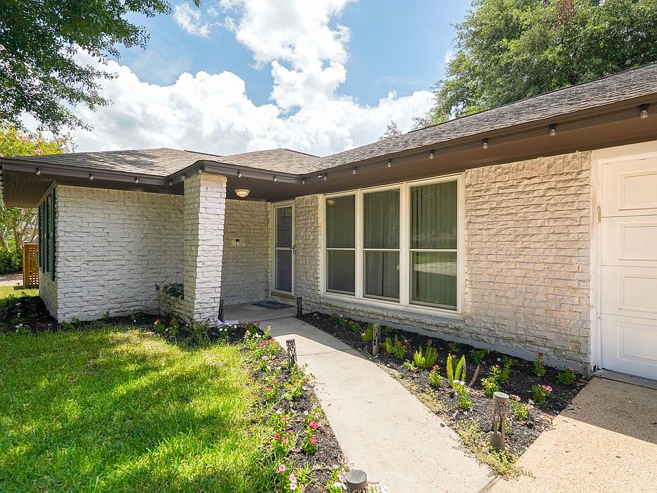 4811 Stillbrooke Dr, Houston, TX 77035 | MLS #2649042 | Zillow