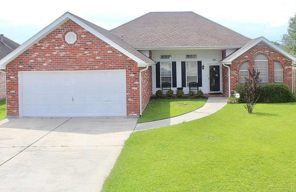 1st image of 211 Westport Dr