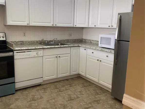 13499 Biscayne Blvd APT 1506, North Miami, FL 33181
