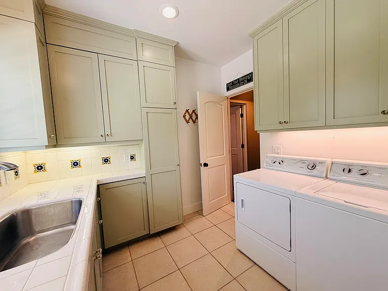 333 Conejo Rd — Photo 35