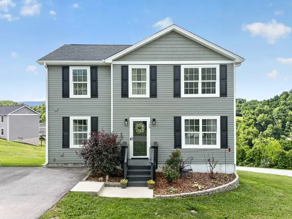 120 Prairie View Ln, Pembroke, VA 24136