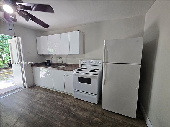 3rd image of 1413 NW 3rd St