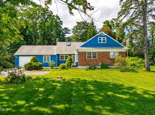 4132 Buckingham Dr, Schenectady, NY 12304