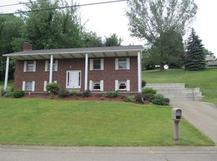 115 Beckett Ct, Saint Clairsville, OH 43950