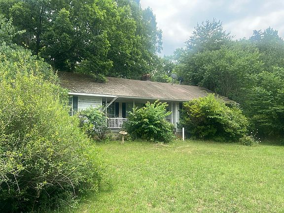 3rd image of 4865 Courthouse Rd