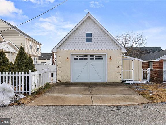 4th image of 168 Meadow Rd