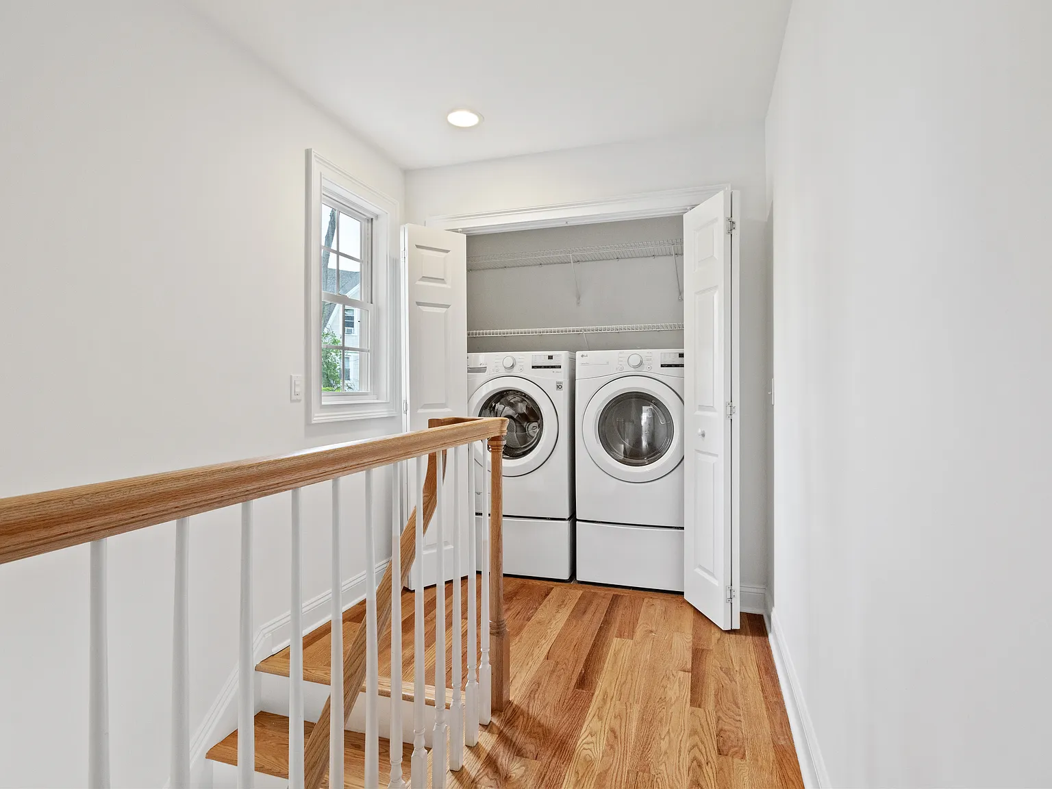 4 bed, 2.5 bath, 1550 sqft, $4,250 — Photo 3