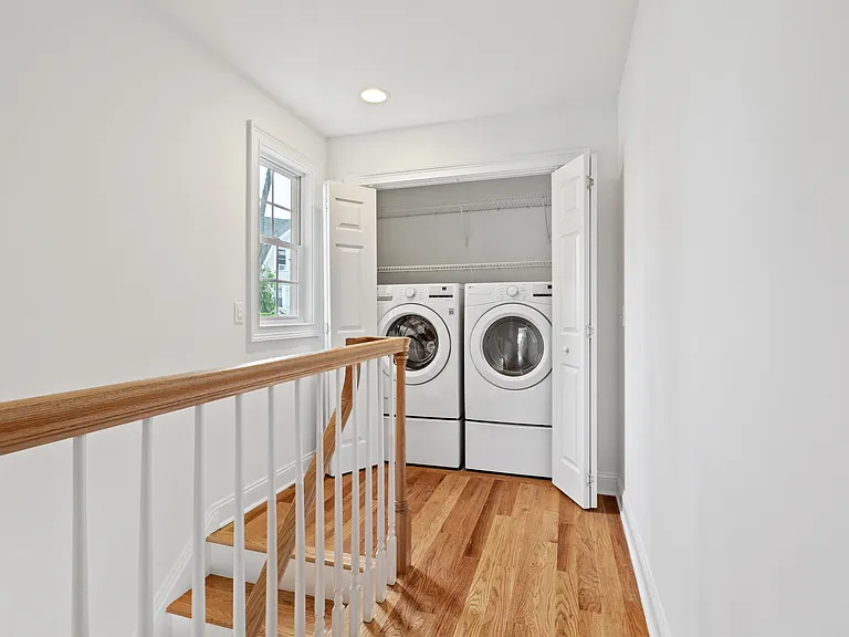 Large in Unit Washer and Dryer