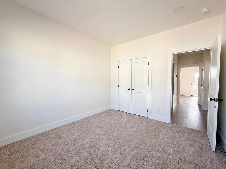 1373 Meridian St — Photo 30